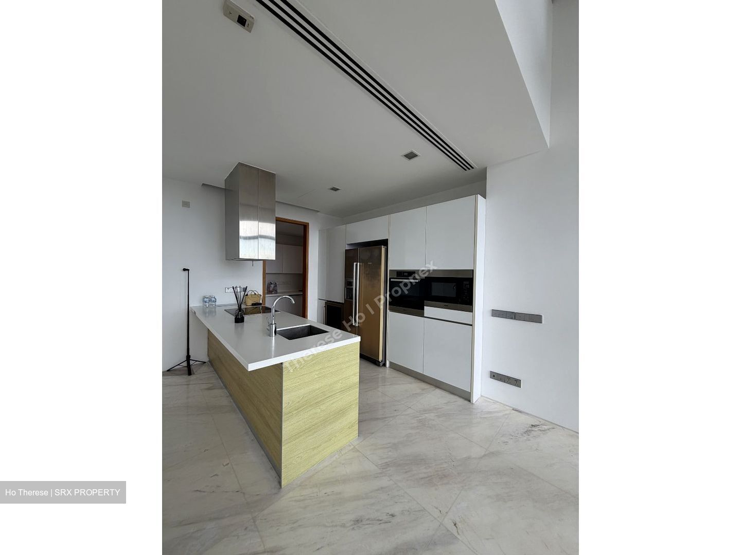 Saint Thomas Walk (D9), Condominium #558103061